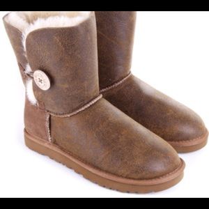 Make offer🎄⛄️Ugg Boots Almost like new
