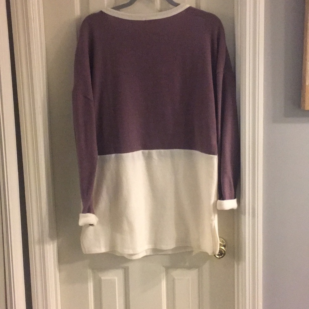 Top - Picture 2 of 2