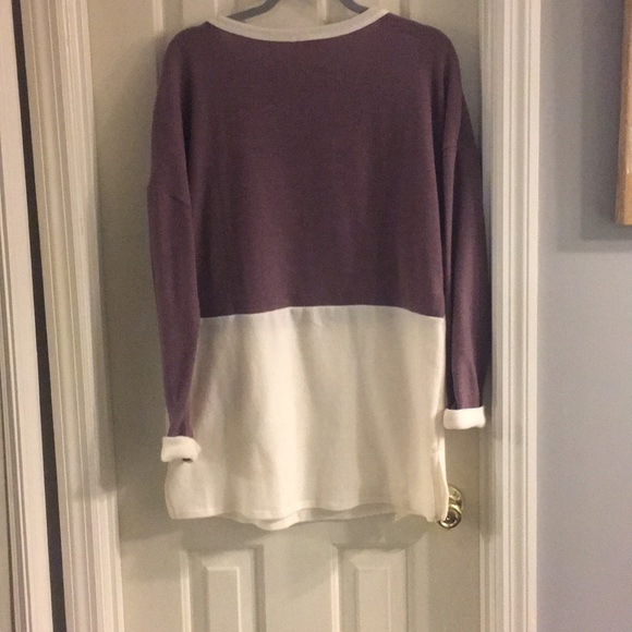 Top - Picture 2 of 2