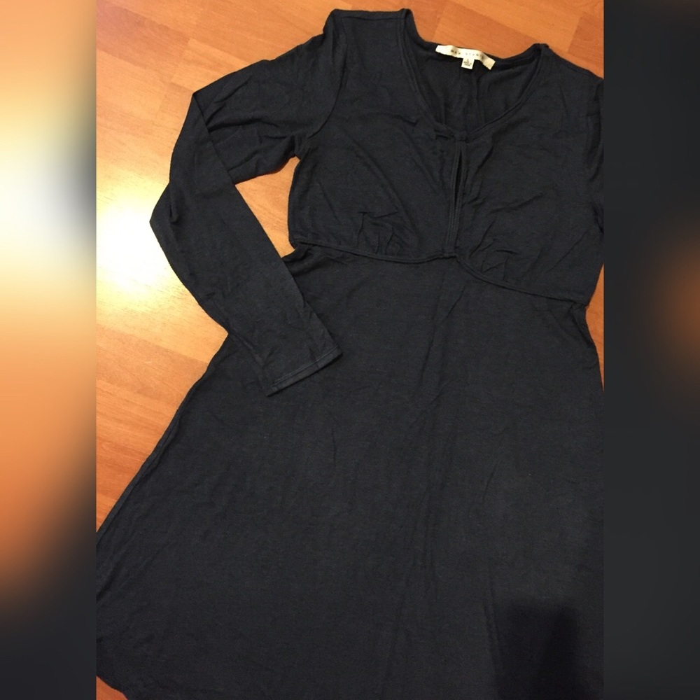 Max Studio Keyhole Long Sleeve Dress in Navy Blue