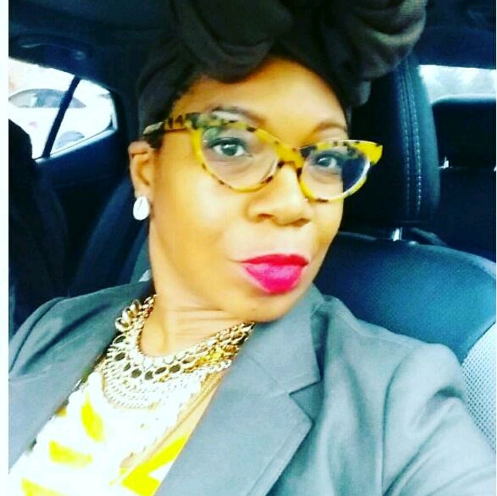 Meet your Posher, Regina