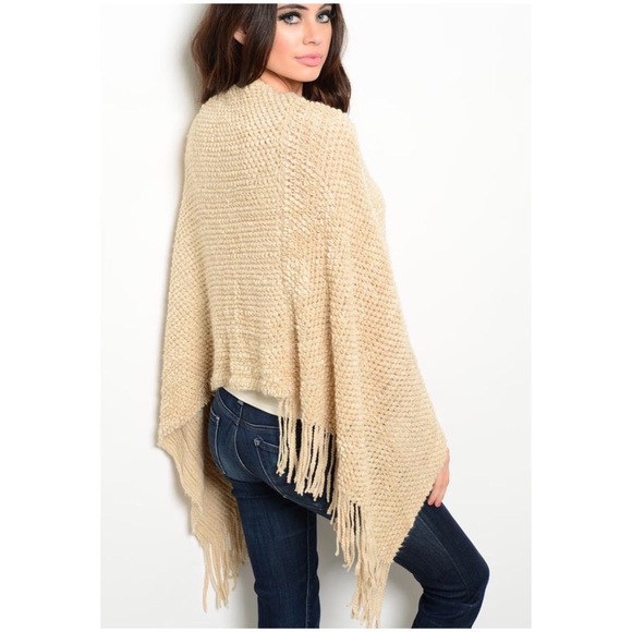 Knitted Beige Poncho - Picture 4 of 6