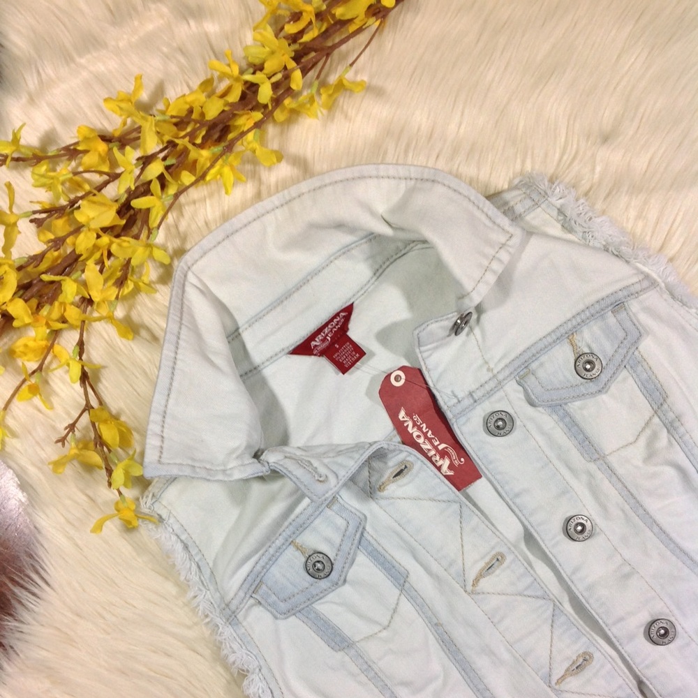 ARIZONA JEAN CO.|denim sleeveless cropped jacket