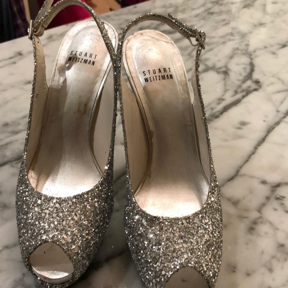 Shoes - Picture 1 of 4
