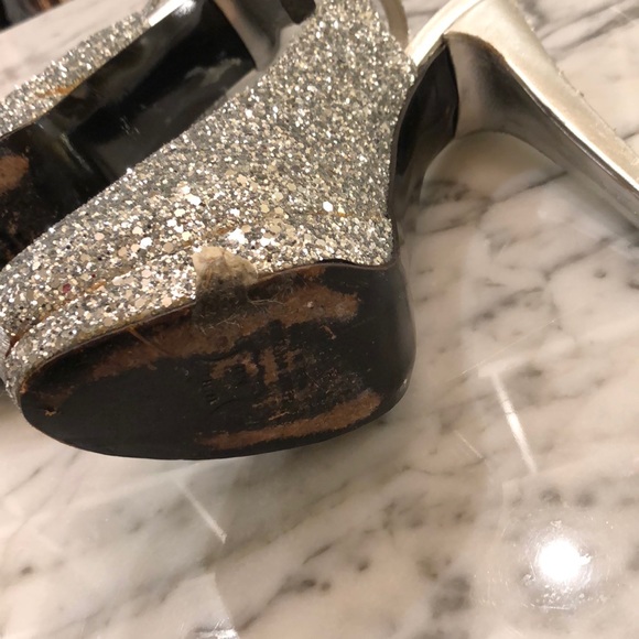 Shoes - Picture 2 of 4