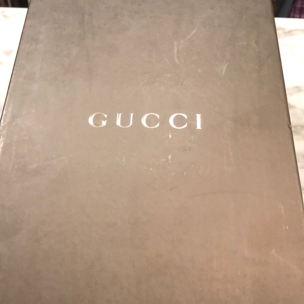 Gucci - Picture 1 of 5