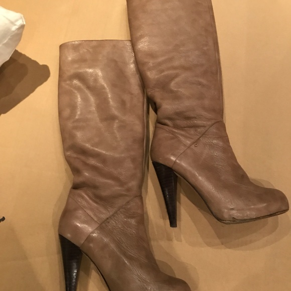 Dolce Vita Tan Taupe Heel Boots 6 - Picture 6 of 7