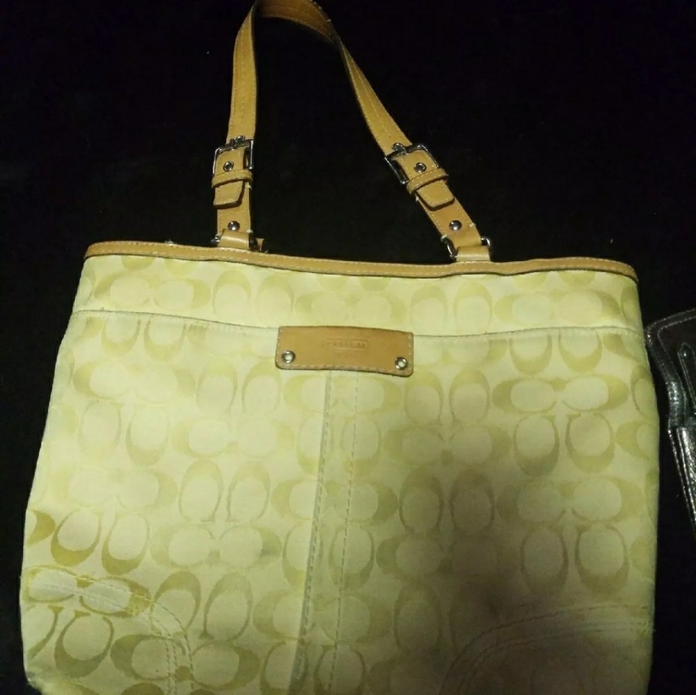 Used coach purse