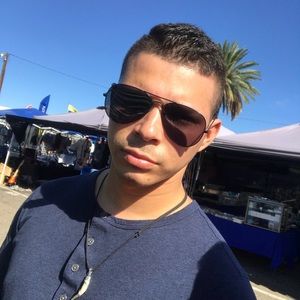 Meet your Posher, Luis