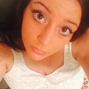 Meet your Posher, Alexiss