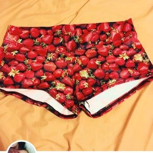 GUC blackmilk strawberry shorts