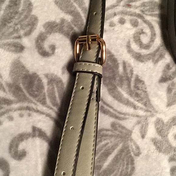 Beautiful worn once grey purse - Picture 4 of 7