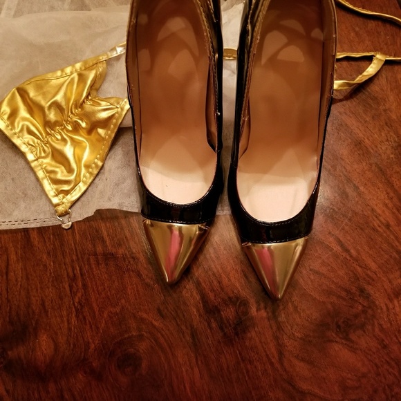 RED SOLE HEELS/STILETTOS - Picture 3 of 8