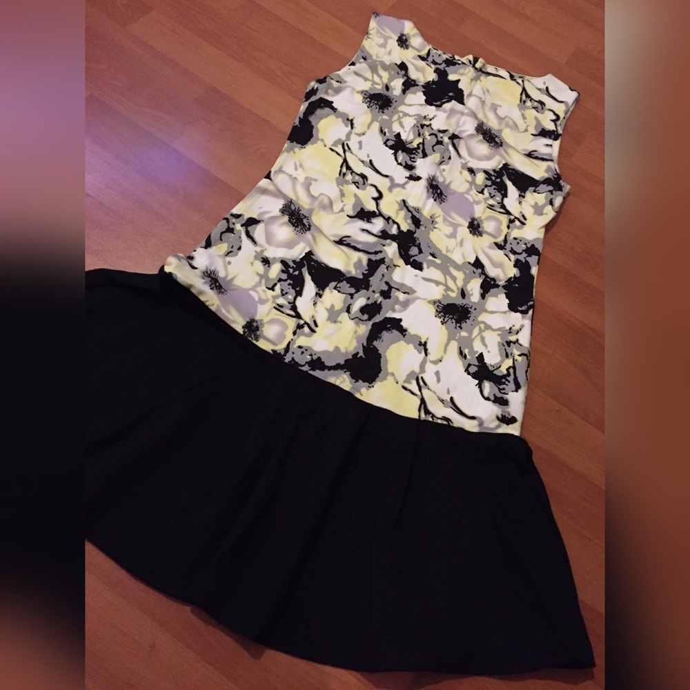 Vertigo Flower Print Dress