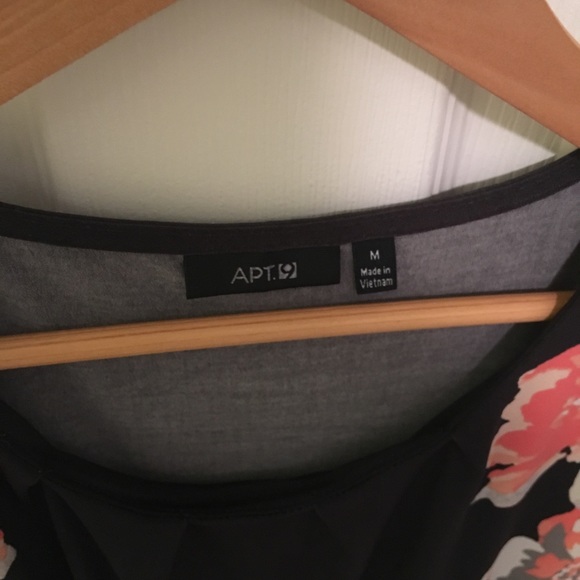 Gray & coral flower print shift dress - Picture 2 of 2