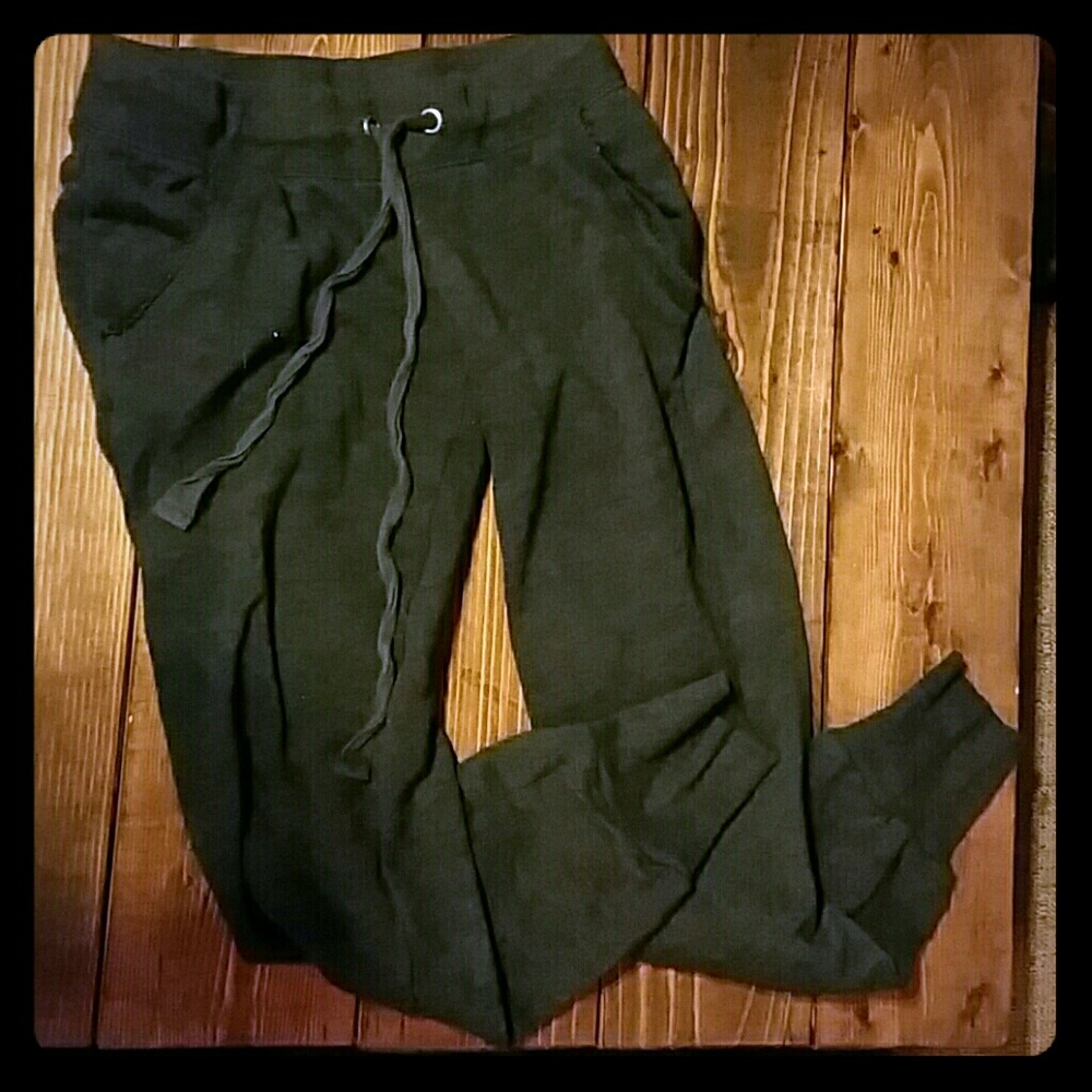 Charcoal gray sweats/joggers