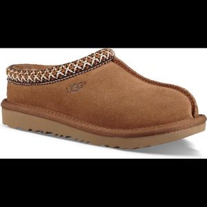 Ugg slippers