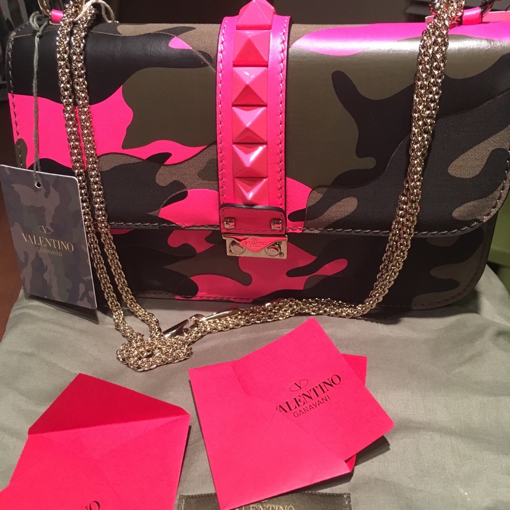 Valentino Rockstud leather shoulder bag