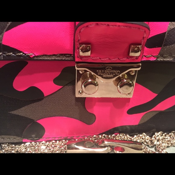 Valentino Rockstud leather shoulder bag - Picture 3 of 8