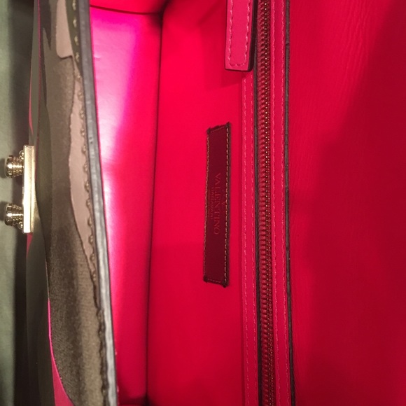 Valentino Rockstud leather shoulder bag - Picture 4 of 8