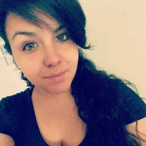 Meet your Posher, Lucy