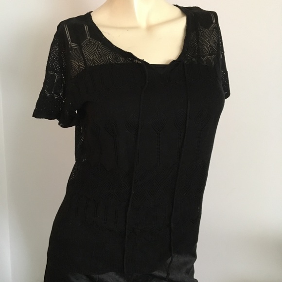 Michelle Nicole black short sleeve silk knit top - Picture 1 of 5