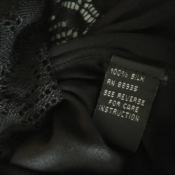 Michelle Nicole black short sleeve silk knit top - Picture 4 of 5