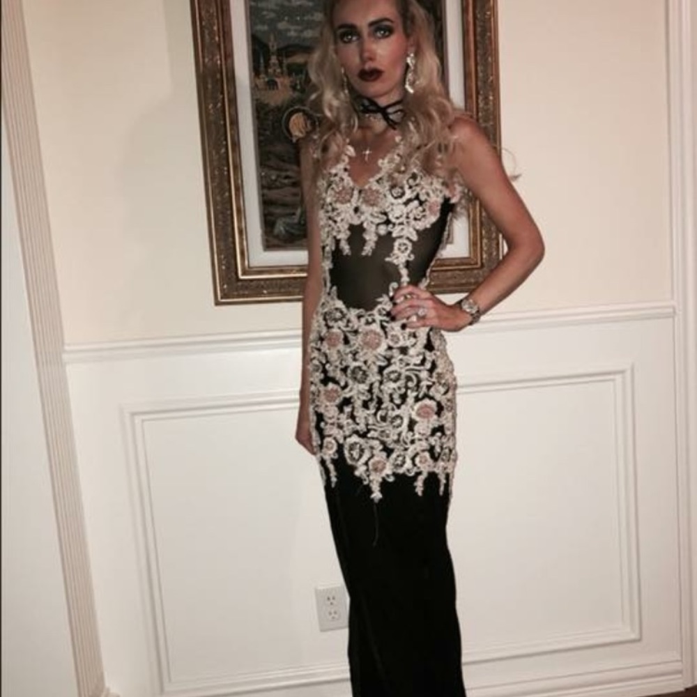 Beautiful expensive dress only wore for a hour