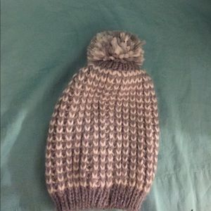 NWOT Merona grey and white knit beanie