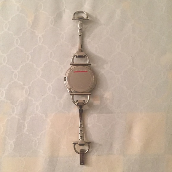 Gucci ladies watch (never worn) main image 5
