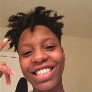 Meet your Posher, Daysha