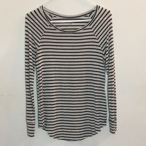American Eagle long sleeve