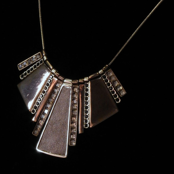 NWT statement necklace, gold W browns LTDN26 - Picture 5 of 8