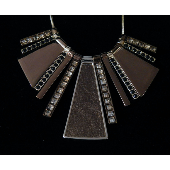 NWT statement necklace, gold W browns LTDN26 - Picture 6 of 8
