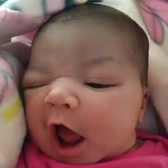 Meet your Posher, Britney - Picture 1 of 1