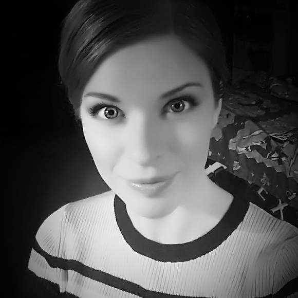 Meet your Posher, Kate - Picture 5 of 5