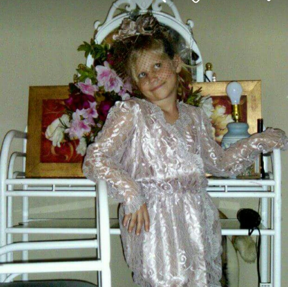 10yrs strong "crystals furs and vintage"