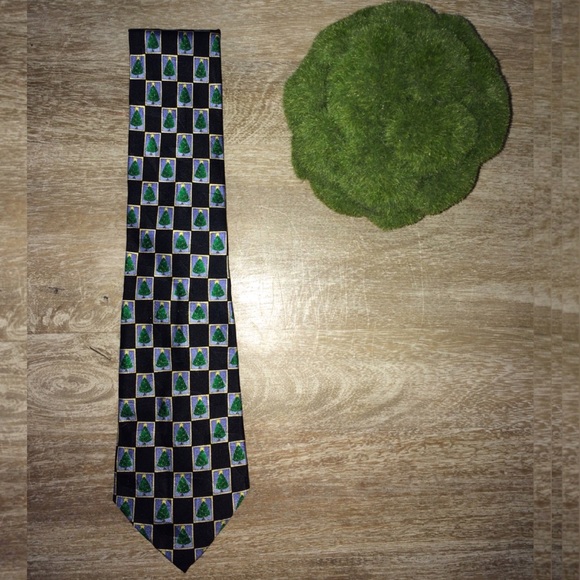 Christmas Neck Ties - Picture 5 of 6