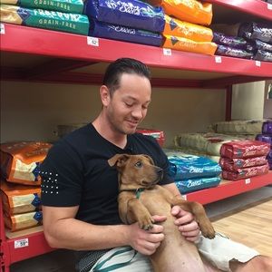 Meet your Posher, Seth