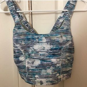 Lululemon sports bra/crop top