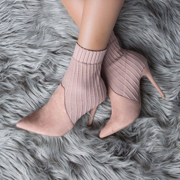 LUST WORTHY FLY KNIT BOOT HEEL BLUSH - Picture 3 of 6