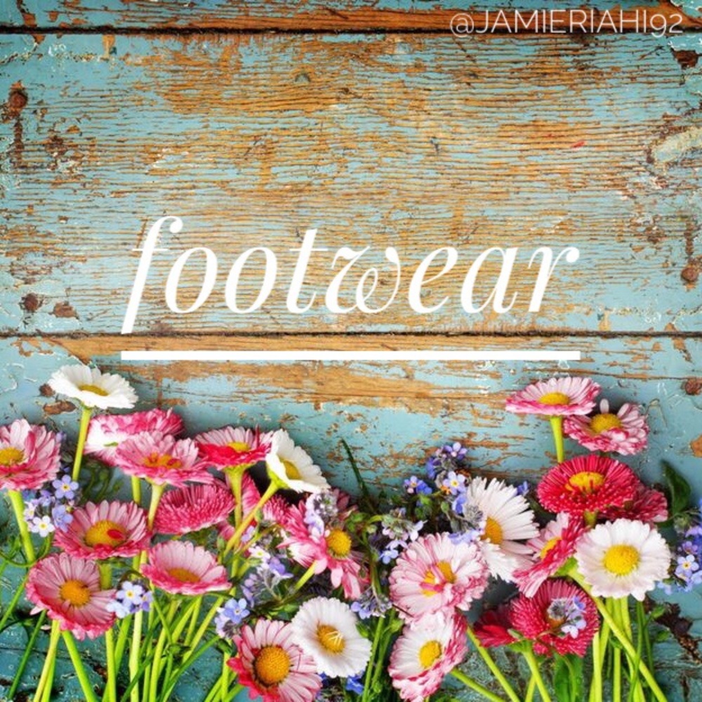 FOOTWEAR>>>