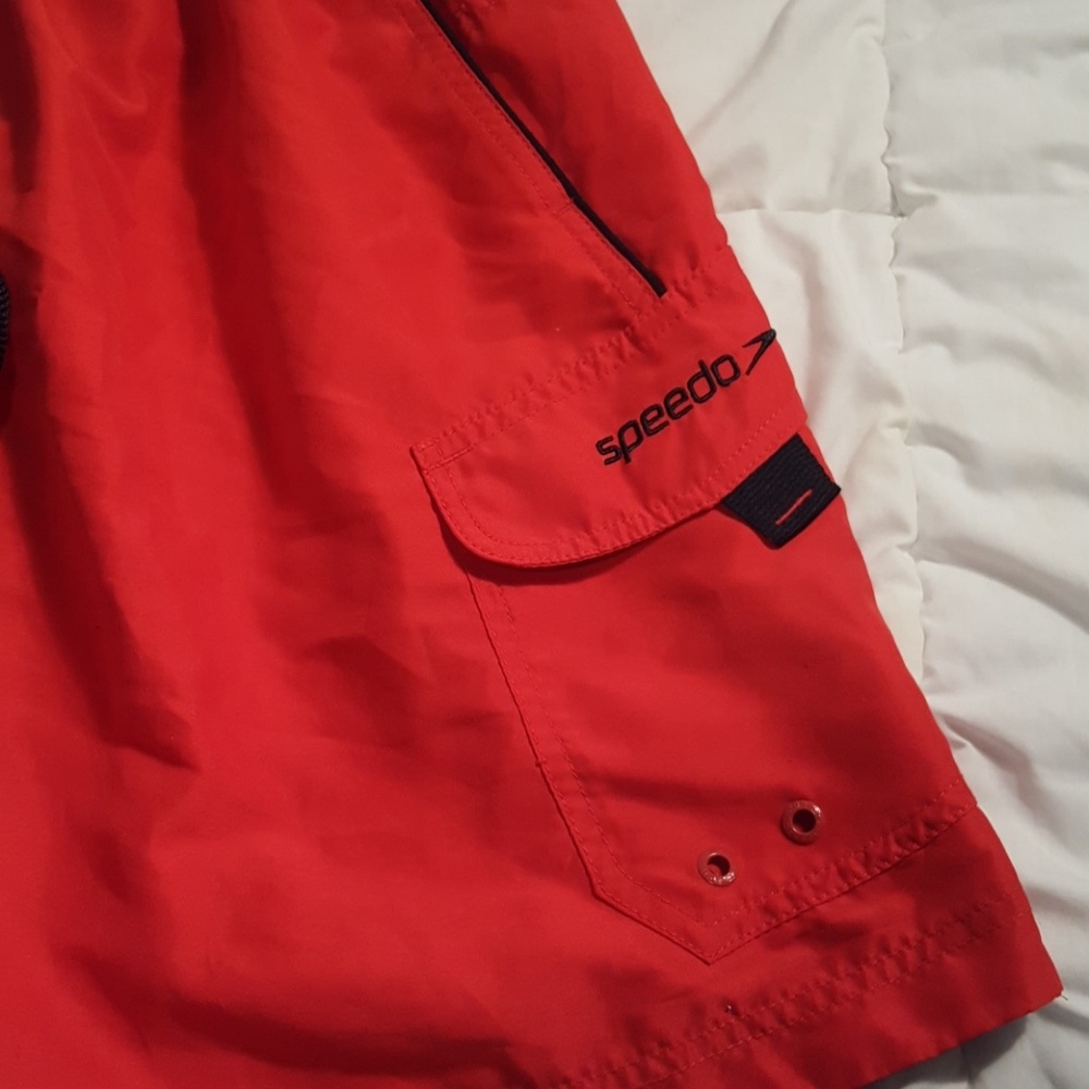 Men's red Speedo swim trunks size medium - Picture 2 of 4