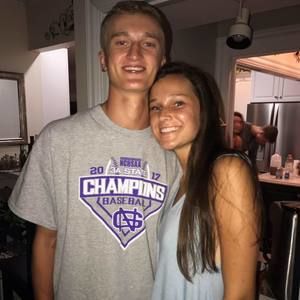 Meet your Posher, Davis