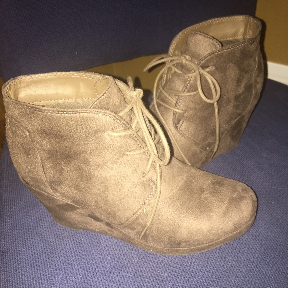 Chocolate brown wedges- Size 6.5