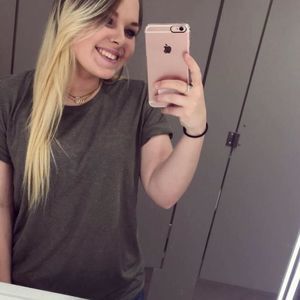 Meet your Posher, Whitney