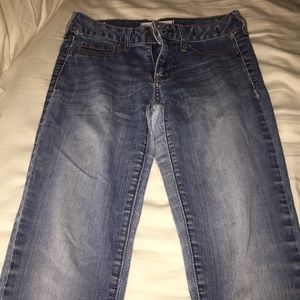 Light washed denim jeans
