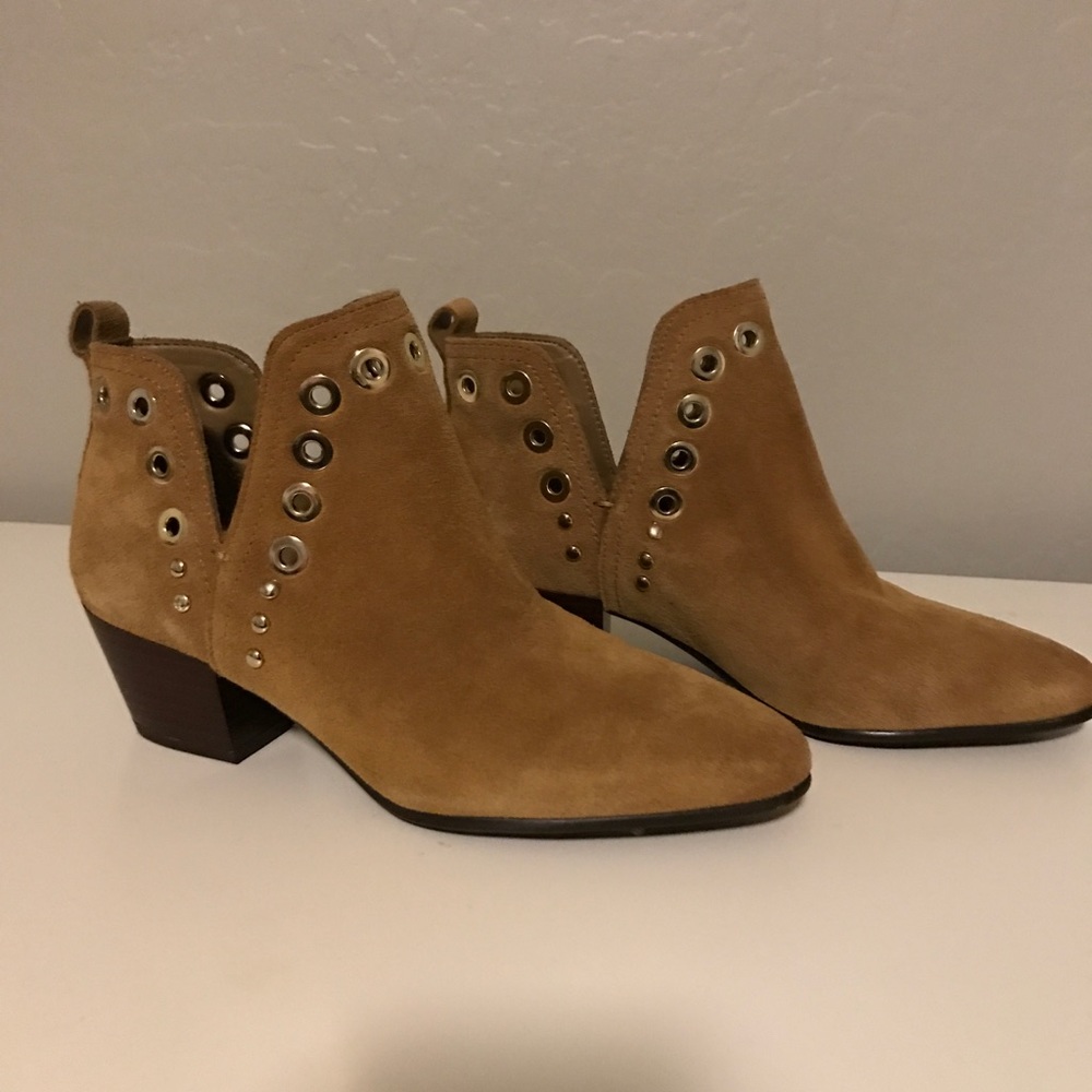 NEW Sam Edelman suede booties size 5