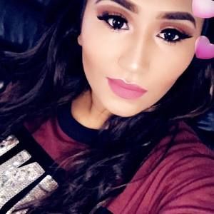 Meet your Posher, Rubi