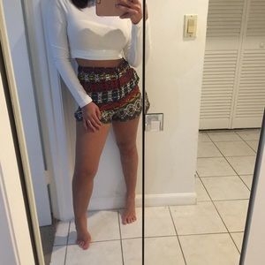Patterned lose shorts